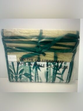 Avon On the Go Roll Up Straw Mat 71" x 35 1/2"